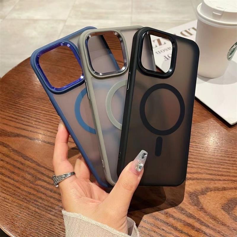 Magnetic Skin-Feel Suitable for iPhone 17 Mobile Phone Case Apple 16Pro Frosted Electroplating 15 Pure Color Eye Protection Cover