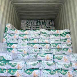 拉拉裤;纸尿裤;成人护理垫