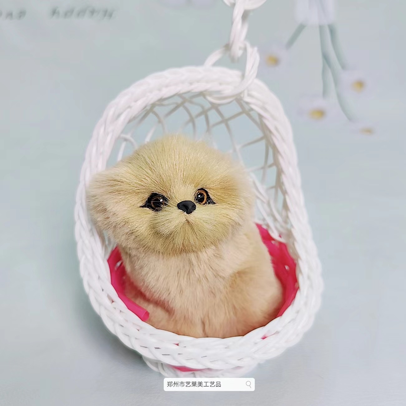 매화 붉은 매달린 바구니 개는 짖을 수 있습니다