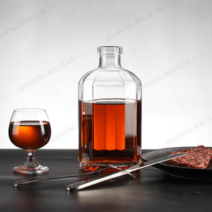 Cross-Border Hot-Selling Foreign Wine Bottles, Special-Shaped Bottles, Xo Whiskey, Rum, Gin Bottles, Brandy, Glass Empty Bottles with Lids