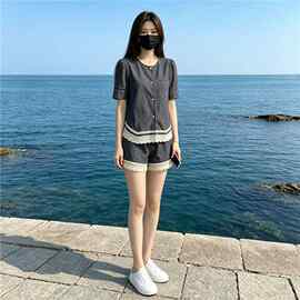 深圳南油运动套装女2026夏季港风仿牛仔上衣蕾丝拼接短裤两件套