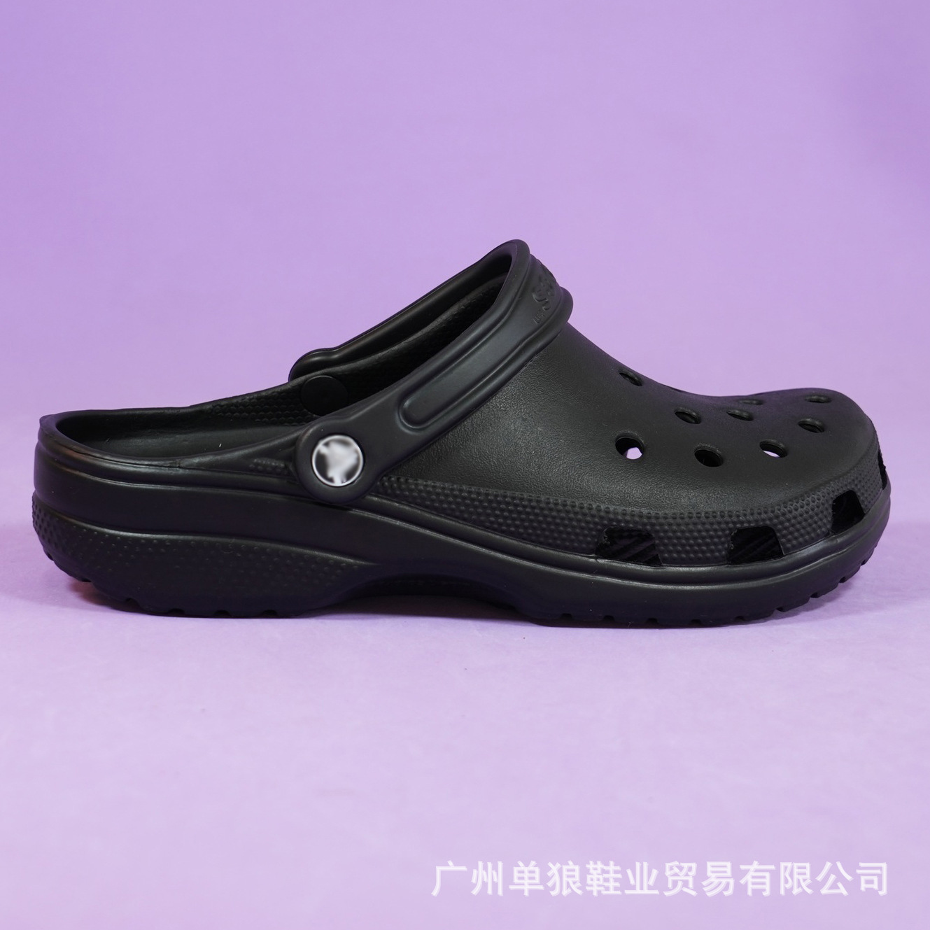 Estrellas etiquetadas de verano EVA zapatos de agujero casuales antideslizantes para mujeres zapatillas antiodorantes para parejas al aire libre sandalias