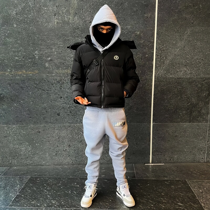 Correct Version of Trapstar American Street Style Cotton Jacket with Letter Embroidery on the Back, West Coast Hip-Hop Winter Warm Jacket