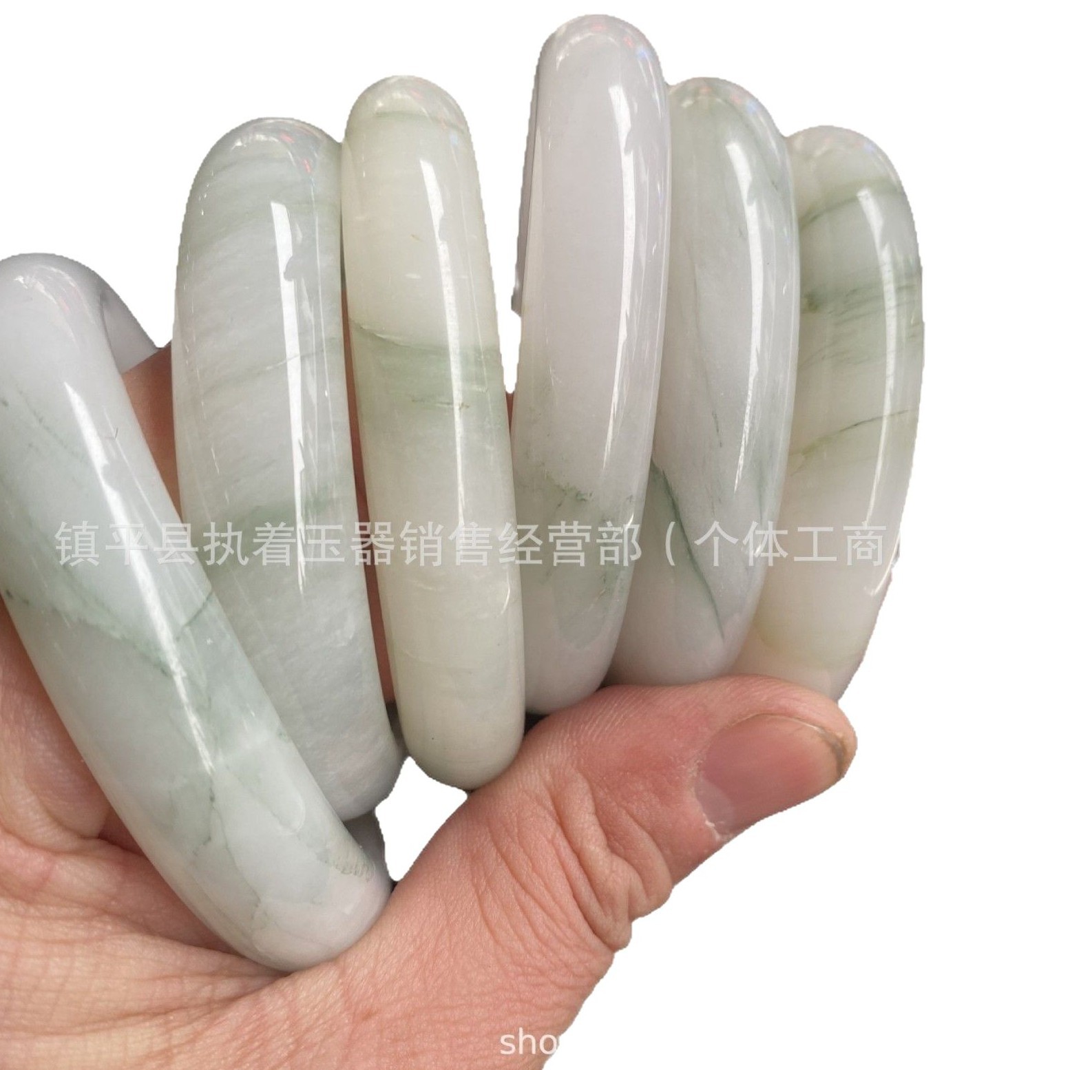 약간의 흠집이 있는 원형팔찌 내경 52(검은점) 반품불가, 교환불가