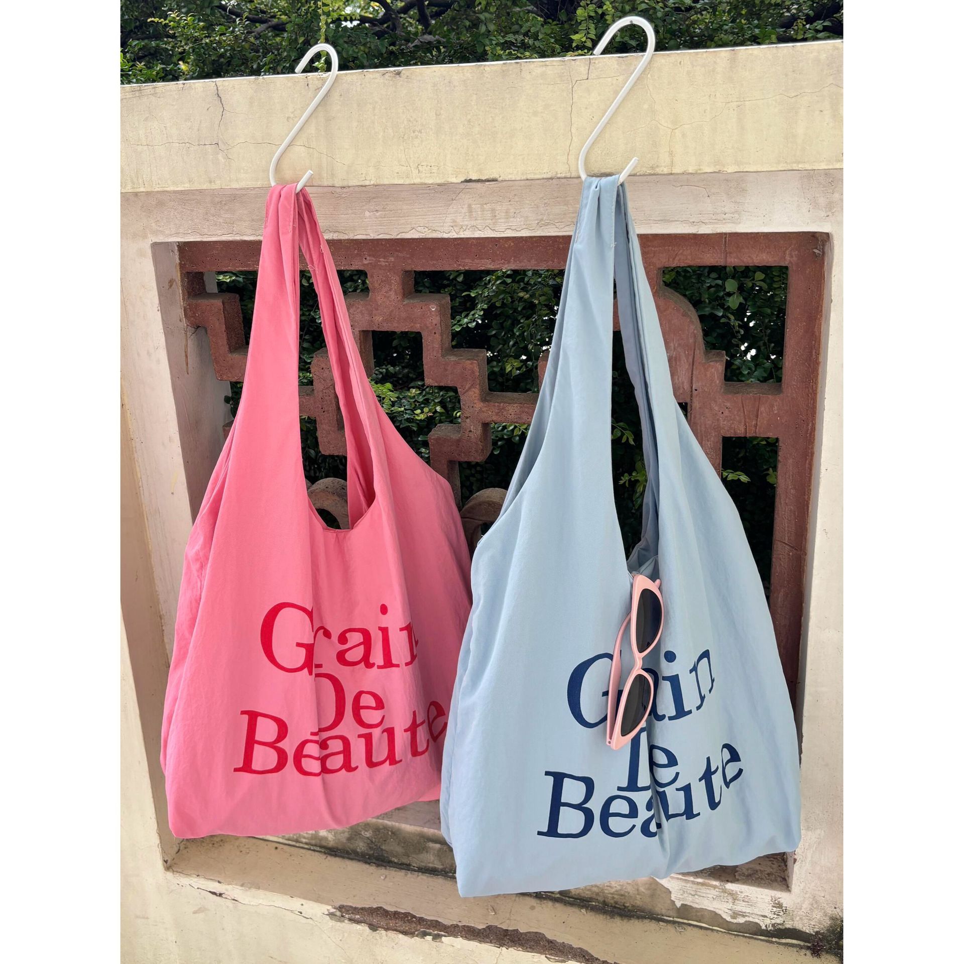 Korean Style Lazy Letter Canvas Bag For Women 2026 New Large Capacity Niche Fashion Commuter Shoulder Tote Bag - Thumbnail 3