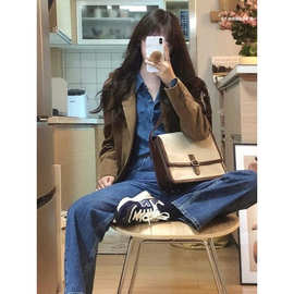 今年流行春秋季新款小西服感气质优雅驼色灯芯绒外套女小个子