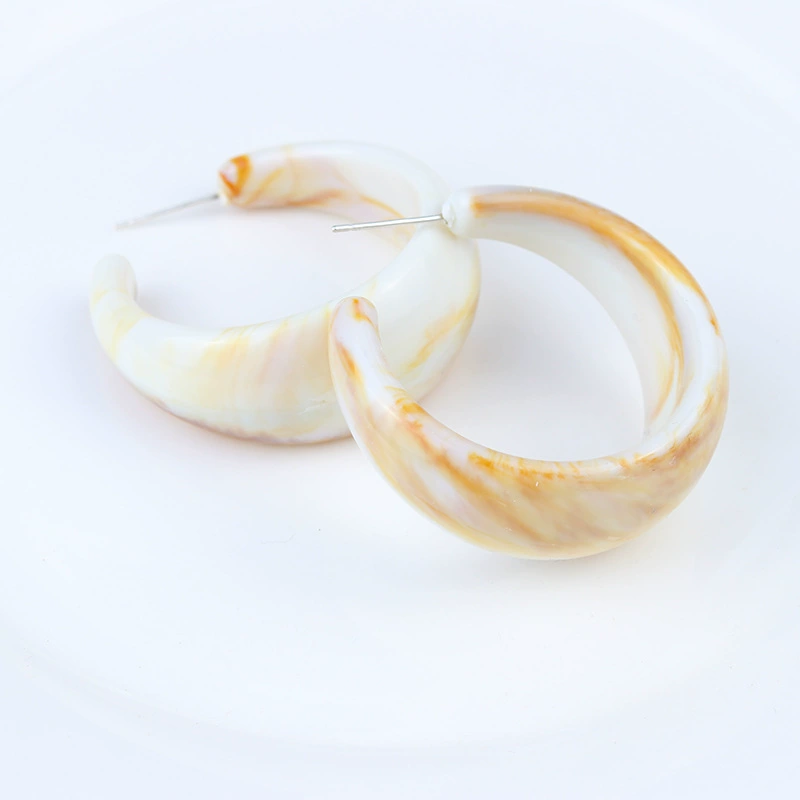 Geometric acrylic earrings, simple and elegant design