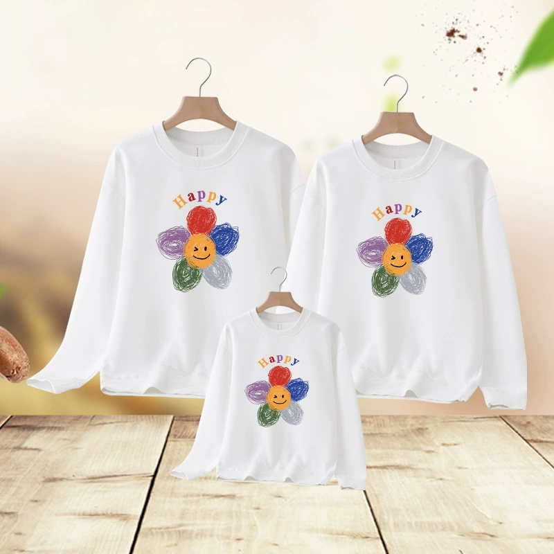 Семейные наряды с изображением смайликов для семьи из трех человек, топы, осенние толстовки 2025 года, семейные наряды, школьная форма с веселым принтом.