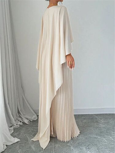  New European and American fashionable loose bat sleeves crimped irregular temperament elegant dress for women