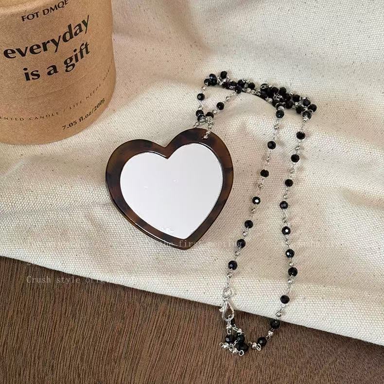75#Love mirror necklace