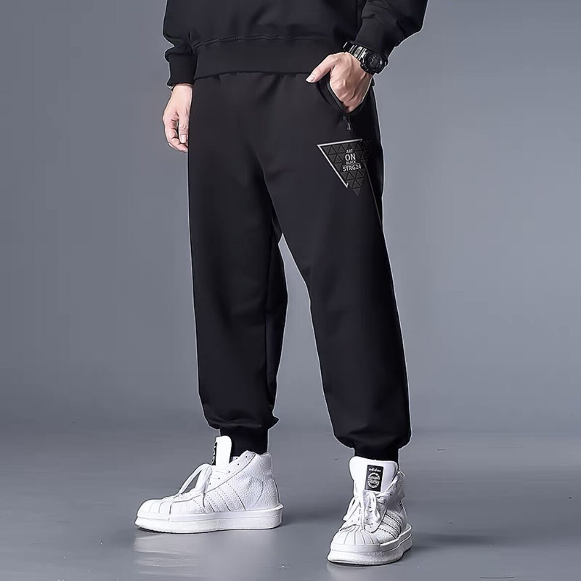 555 black [regular pants]