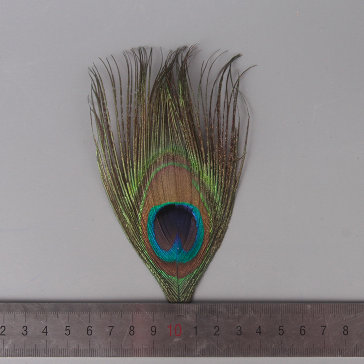 Fábrica al por mayor de bricolaje plumas pequeñas plumas naturales plumas de pollo salvaje plumas de pato jardín de infantes joyas hechas a mano gato divertido material de captura de sueños