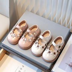 女童皮鞋春秋新款軟底公主鞋花朵方頭中小童鞋子魔術貼女寶寶童鞋
