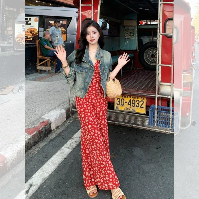 Весна сочетается с полным набором чая