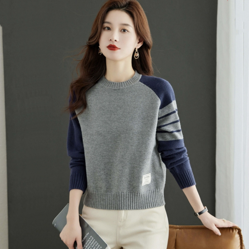 2025 Low Round Neck Short Knitwear Women's Autumn and Winter Petite Knitwear Top with Wide Leg Pants Knitted Knitwear Bottoming Shirt Trbottomy