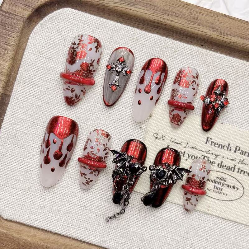 Dark Black and Red Gothic Style Horror Halloween Fake Nails, Handmade Wearable Nails, Short Almond Shape, Wholesale Dark Black and Red Gothic Style Horror Halloween Fake Nails, Handmade Wearable Nails, Short Almond Shape, Wholesale