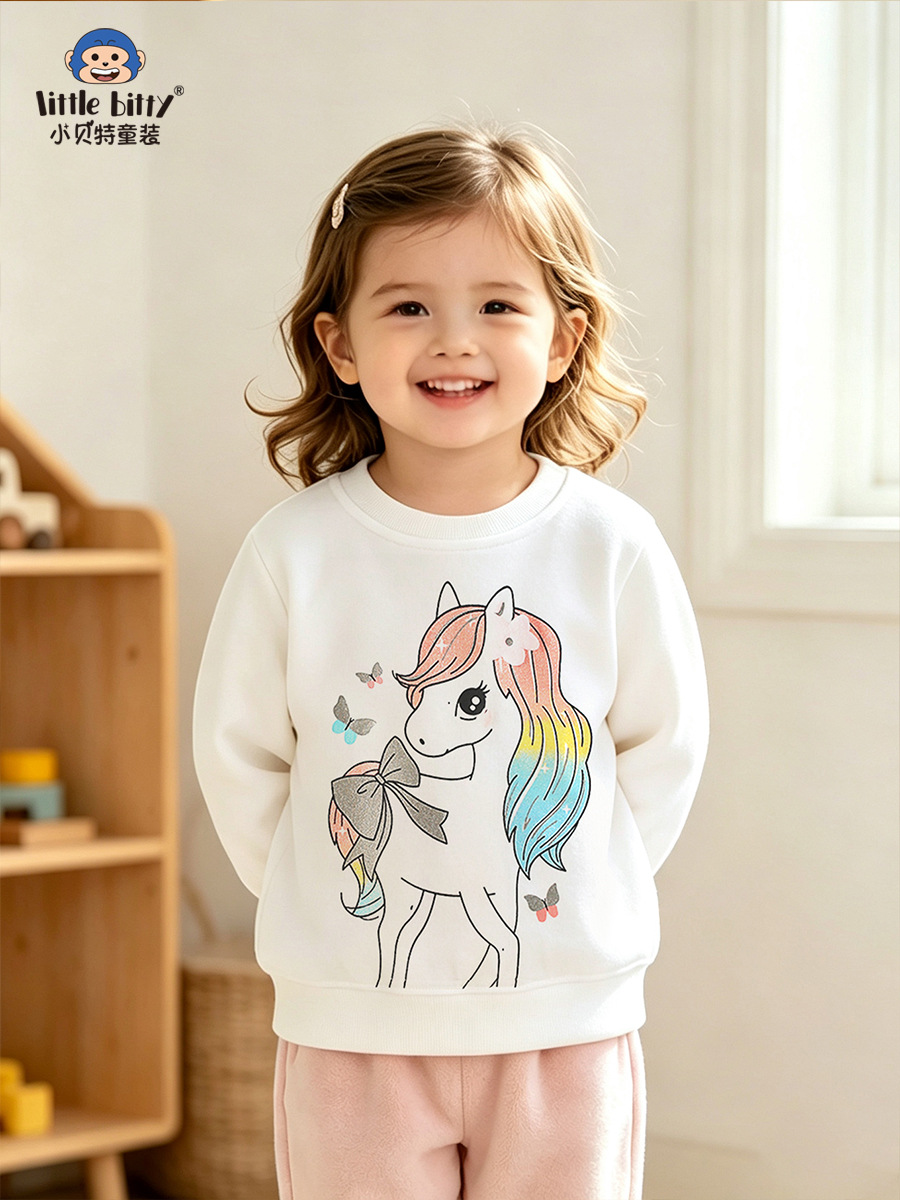 Girls' Unicorn Print Autumn/Winter 2026 Children's Round Neck Sweatshirt Fashionable Cute Pullover Top for Young Children