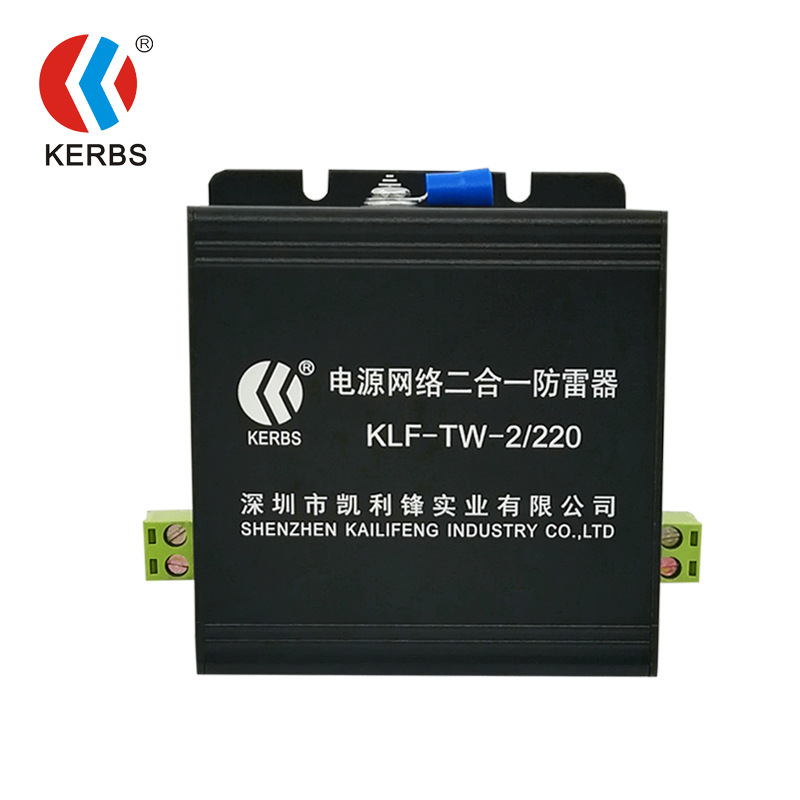 9221683228_956790260