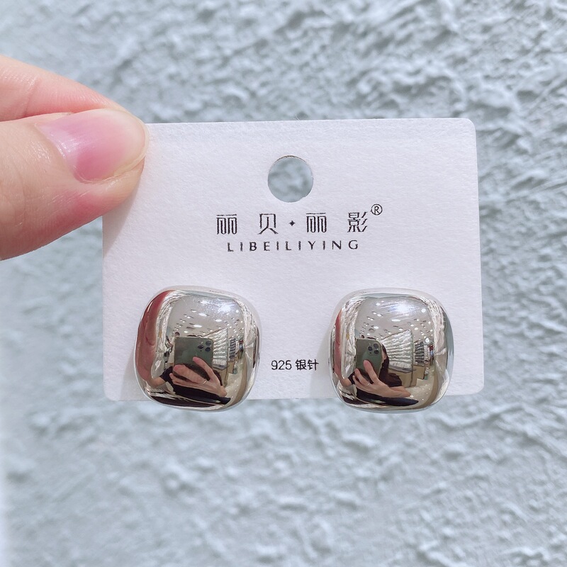 Liyin/Libeliying S925 シルバー針 C タイプイヤリングハイエンドファッション個性ニッチイヤリング女性のためのヨーロッパとアメリカの INS|undefined