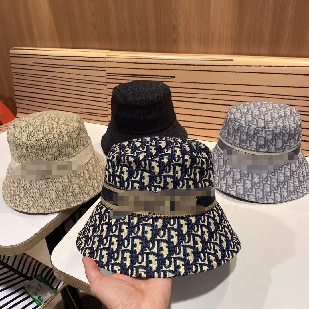 진한 파란색