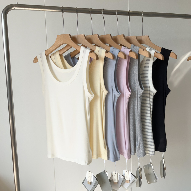 Silk Wool Modal Base Layer Tank Top for Women, Solid Color, Simple, Suitable for Commuting, Skin-Friendly Sleeveless Top Silk Wool Modal Base Layer Tank Top for Women, Solid Color, Simple, Suitable for Commuting, Skin-Friendly Sleeveless Top