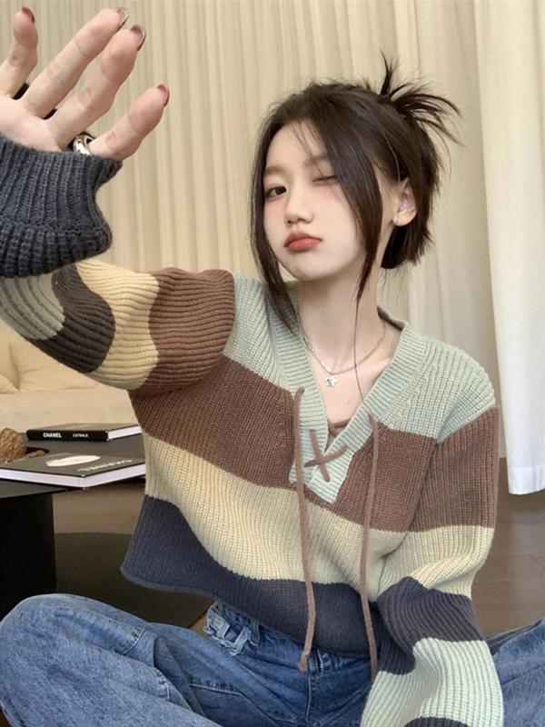 レトロな衝突色のストライプのストラップvネックのニットの底のシャツの女性の秋冬のストラップの怠惰な上着の短いセーターの中で合わせます。|undefined