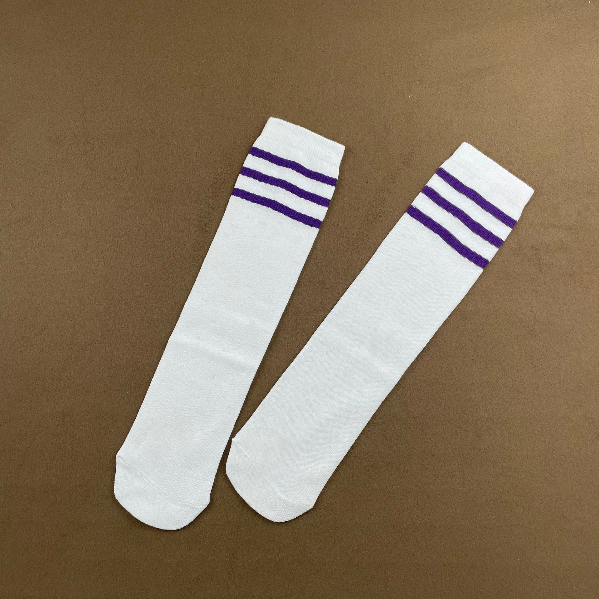白袜紫条.jpg