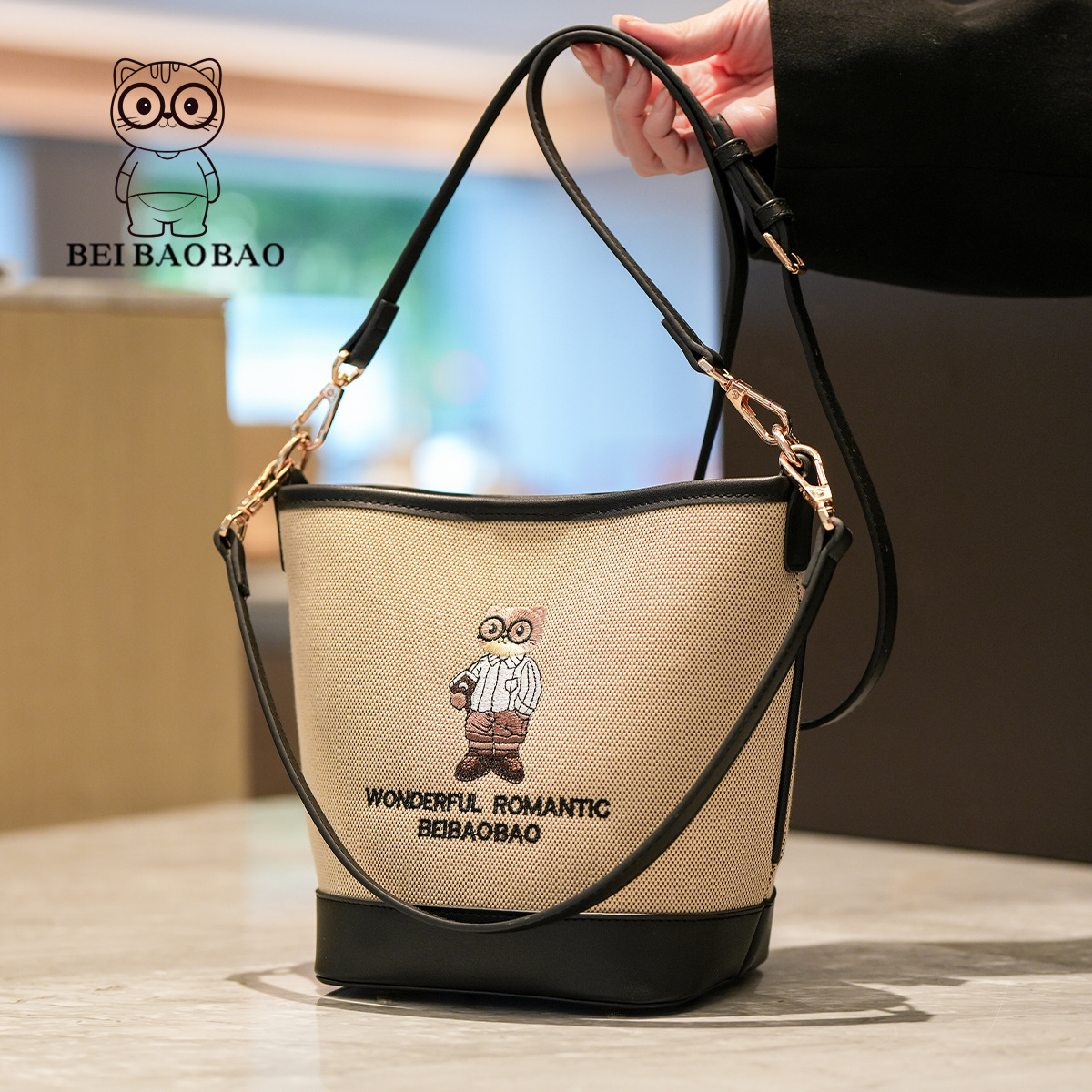 Borsa a spalla in tela alla moda per donna e bambina_voghion.com