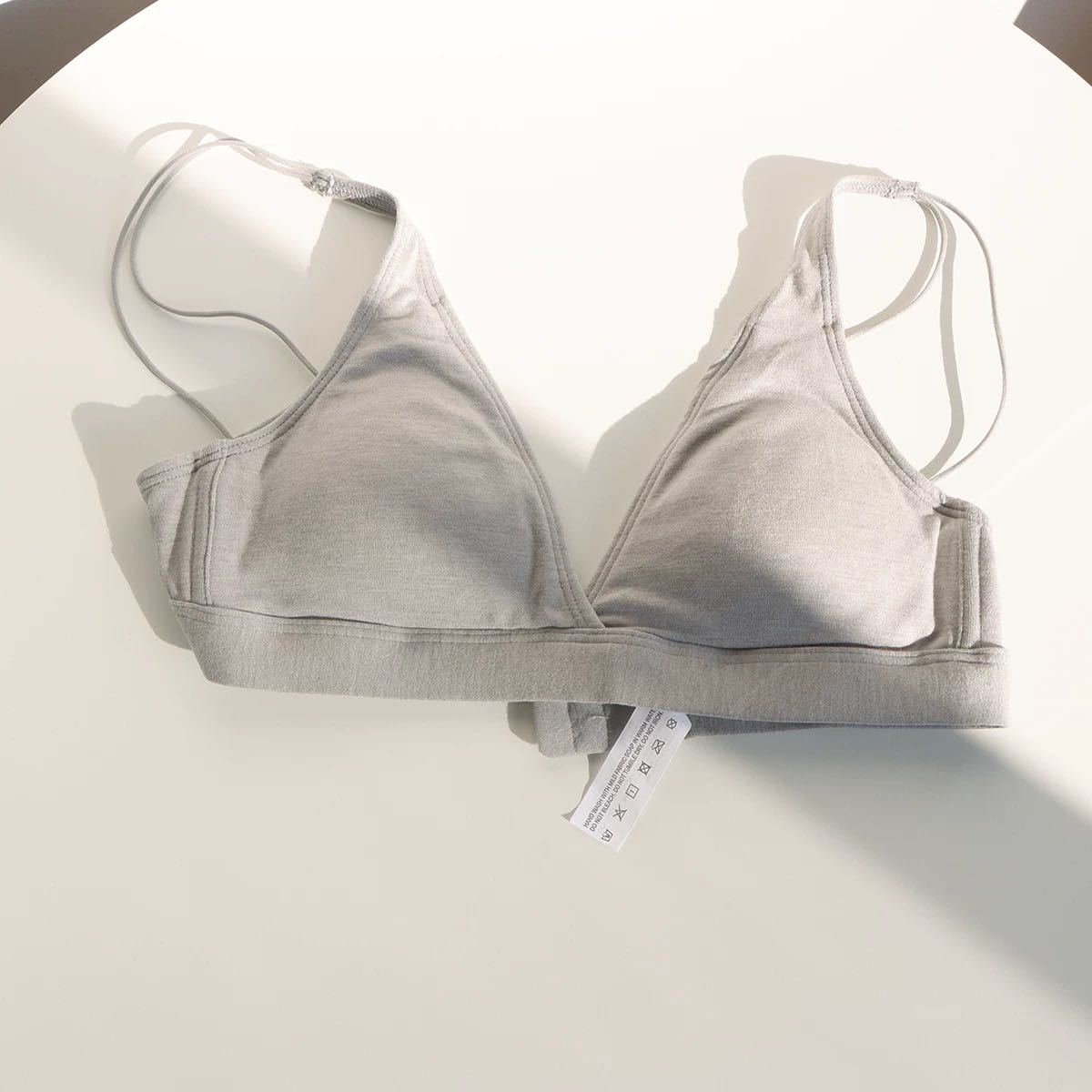 Ventas directas de fábrica comercio electrónico transfronterizo Sudeste de Asia Vietnam Tailandia damas burbujas encaje pecho pequeño recogido sujetador Tovin