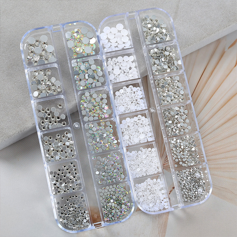 Nail Art 12 Grids Mixed Decorations Rectangular Flats Bottom Diamonds Super Flash Luxury Transparent Small Round Diamonds Pearl Nail Accessories