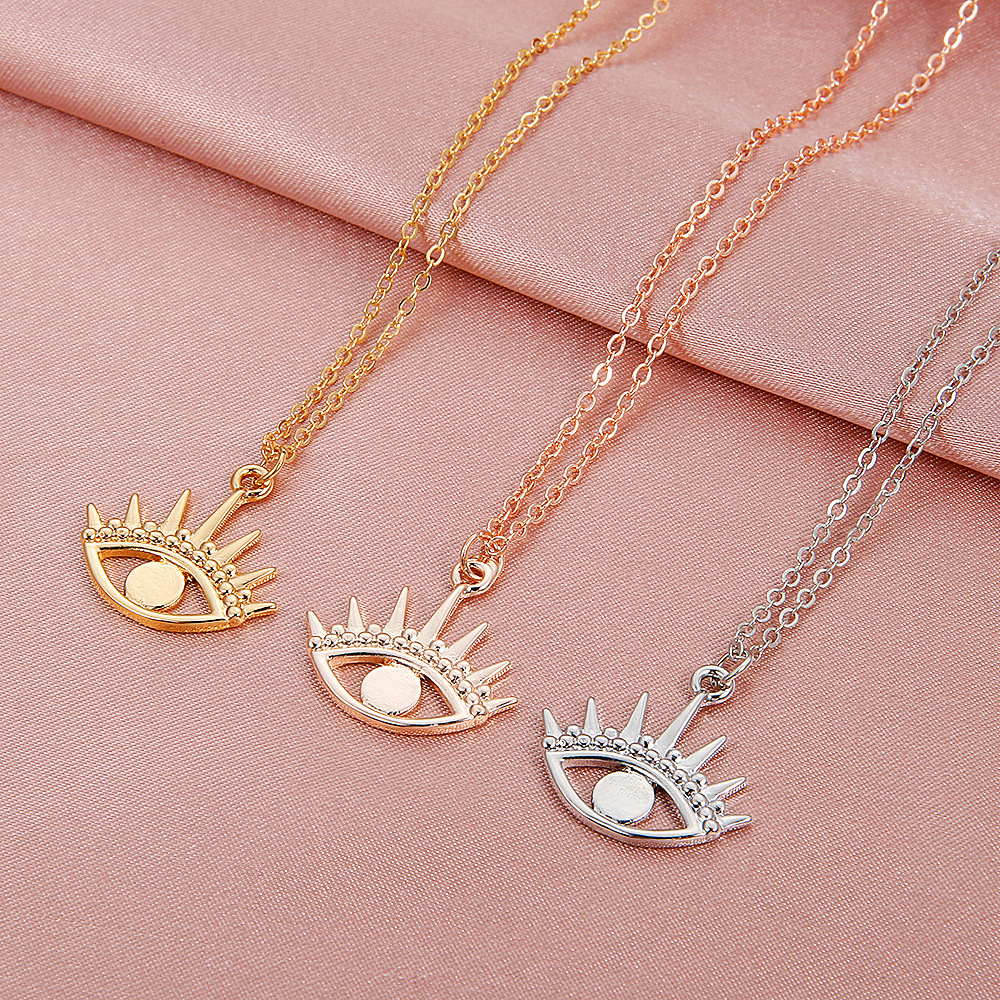 New Demon Eye Pendent Alloy Necklace Wholesale Nihaojewelry display picture 3