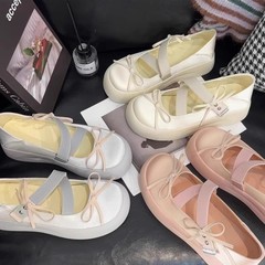 ネットセレブファッションラウンドトゥカジュアルメリージェーンシューズ女性用2025春秋新作バレエシューズ多用途浅口靴