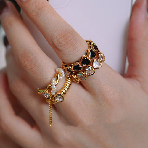 Gold Retro Vintage Style Heart Diamond Open Ring with Black Gold and Pearls, Fashionable Simple Pearl Tassel Design