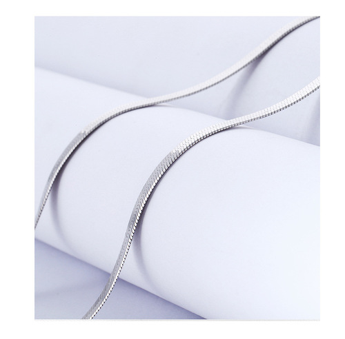 S925 Silver Flat Snake Chain Necklace for Women, Simple and Versatile European and American Style Blade Snake Bone Chain, Niche Fashion Hip Hop Clavicle Chain 