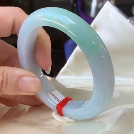 翡翠项饰;翡翠手饰;项链