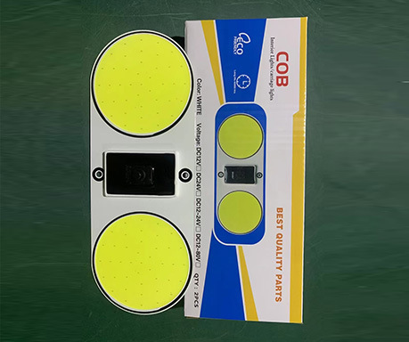 Mazorca de camión que conduce la luz de lectura interior del coche 12V-80V iluminación interior del coche universal luz de techo pan luz del compartimiento del coche