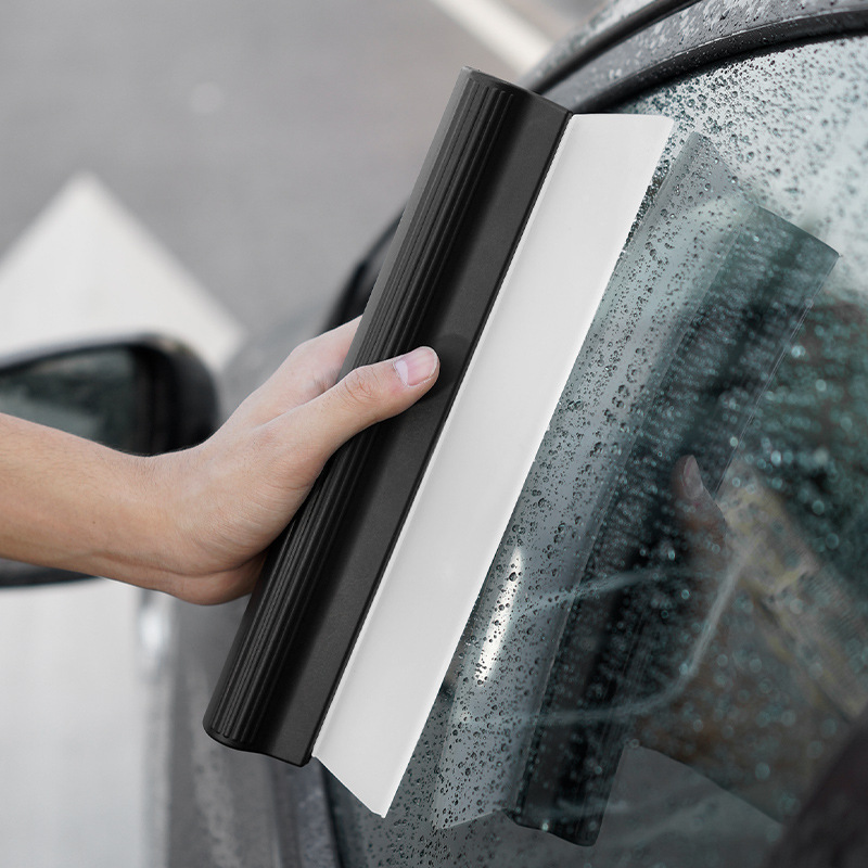 Car Water Scraper Silicone Windshield Strip Car Wash Tool That Won'T Damage the Paint Multifunctional Car Cleaning Tool Water Scraper Car Water Scraper Silicone Windshield Strip Car Wash Tool That Won'T Damage the Paint Multifunctional Car Cleaning Tool Water Scraper