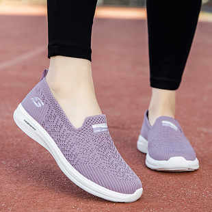 Old Beijing cloth shoes female mother shoes Spring Breathable mesh slip-on lightweight sports old shoes soft bottom walking shoes