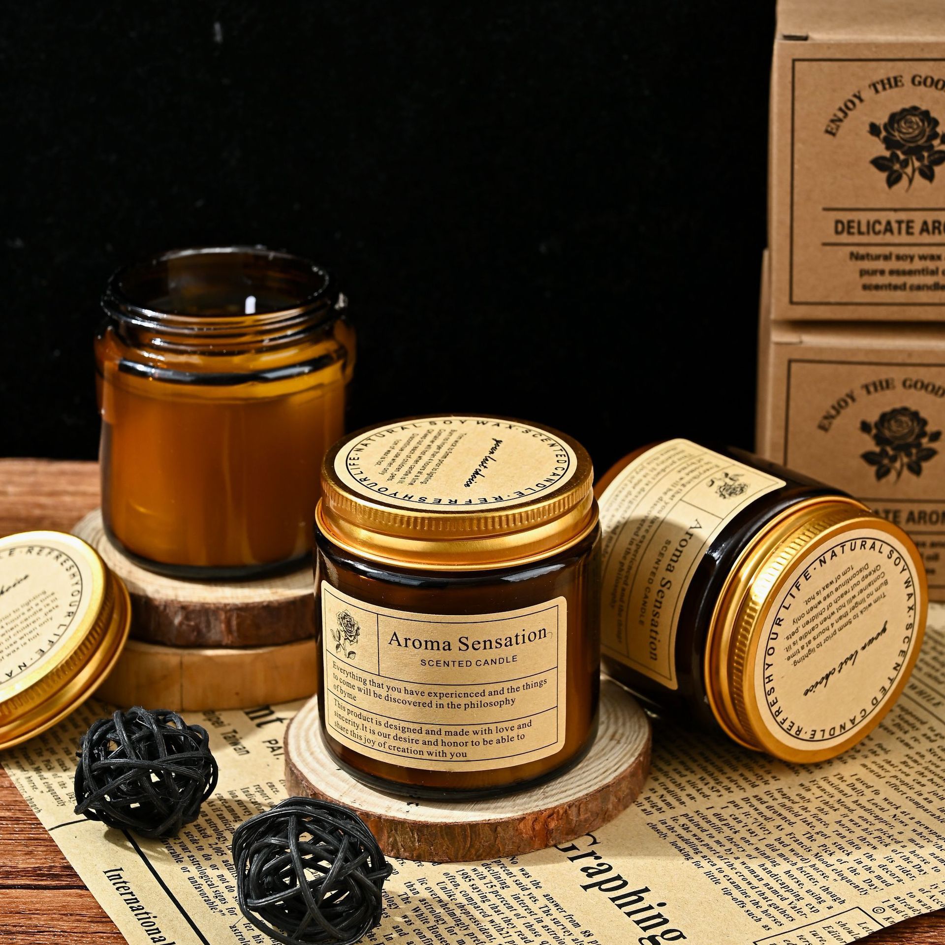 Handgefertigte, hochwertige Duftkerze aus braunem Glas – ein romantisches Geschenk für Teeliebhaber! Rauchfrei._voghion.com