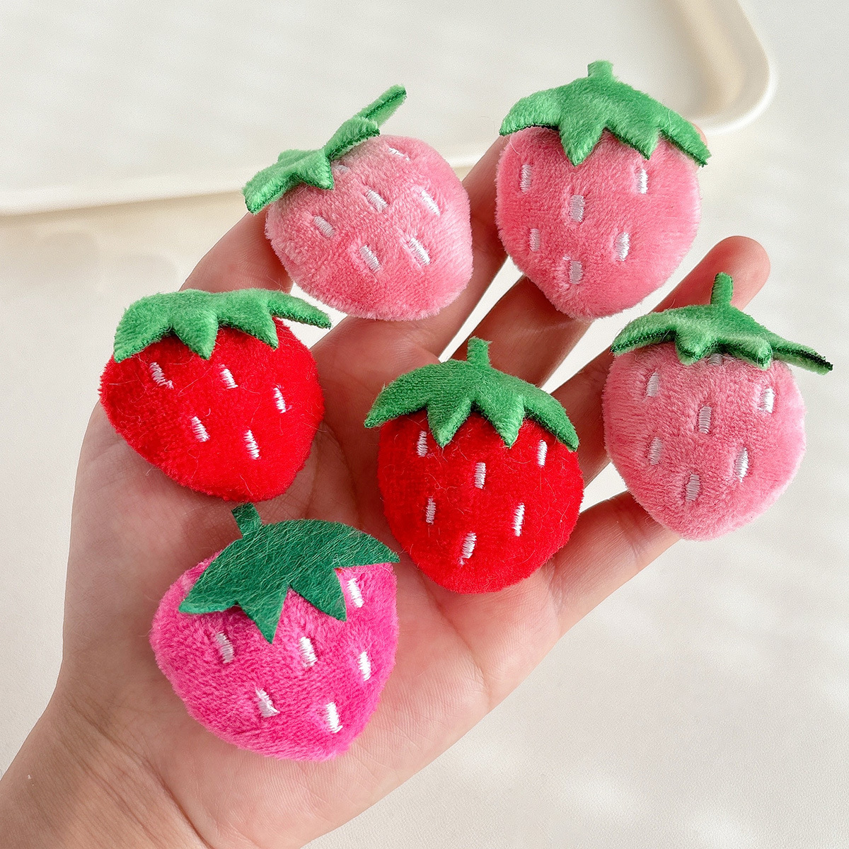 8g Weight Beads Jewelry Making Type 30*50mm Jewelry Making Size DIY Ornament Accessories Classification 1 Piece Quantity Plush Material Strawberry Pattern All Seasons Season Cartoon, Cute Style 1 Piece 30*50mm Plush Strawberry DIY Ornament Accessories Beads 3
