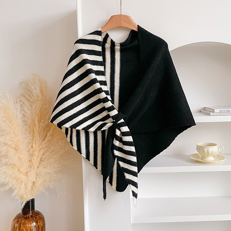Bufanda Triangular de Lana Estilo Casual 2025 para Mujer, Calentador de Cuello para Otoño e Invierno, Chal Grande de Color Sólido para Habitaciones con Aire Acondicionado.