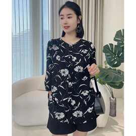 春秋新款超火减龄印花碎花宽松显瘦气质休闲时尚百搭短袖上衣女士