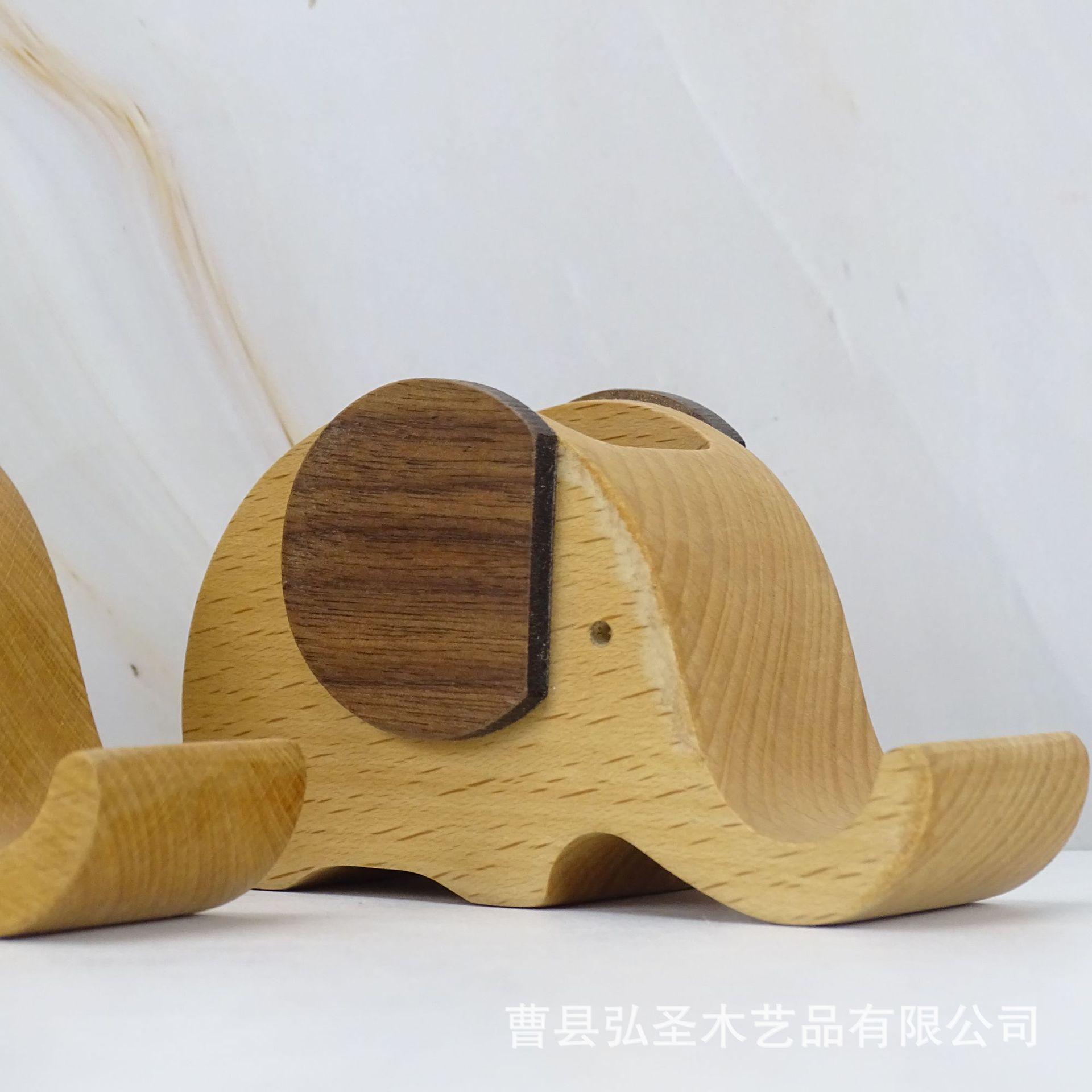 Soporte de teléfono móvil de escritorio de madera creativa forma de elefante soporte de teléfono móvil soporte de la pluma soporte multifunción se puede establecer LOGO
