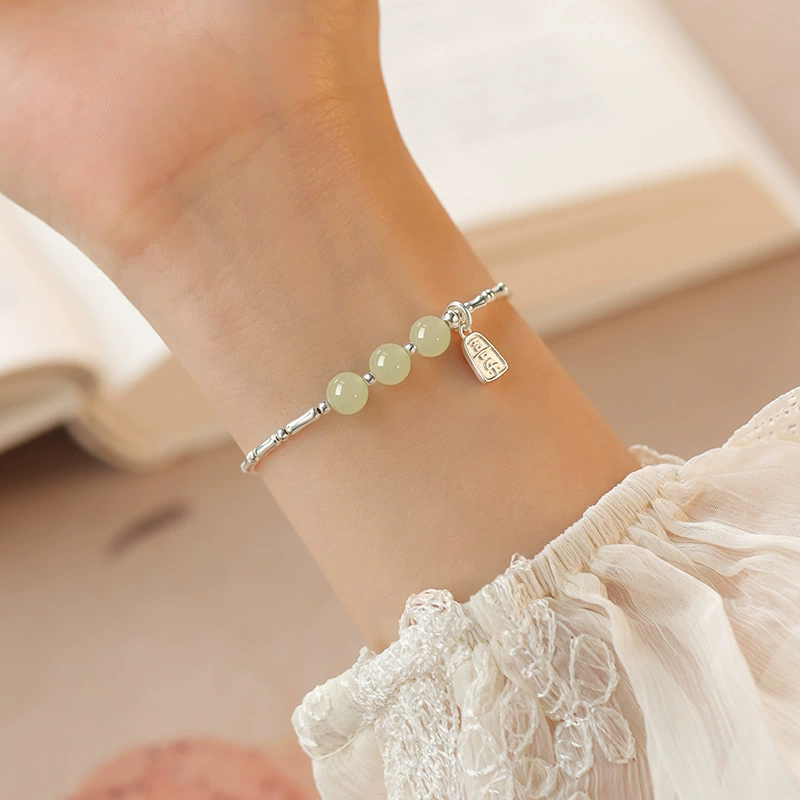 Small design sophisticated bracelet, silver 999 sample, light luxury style