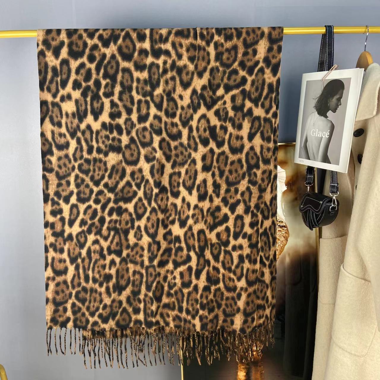 레오파드 브라운