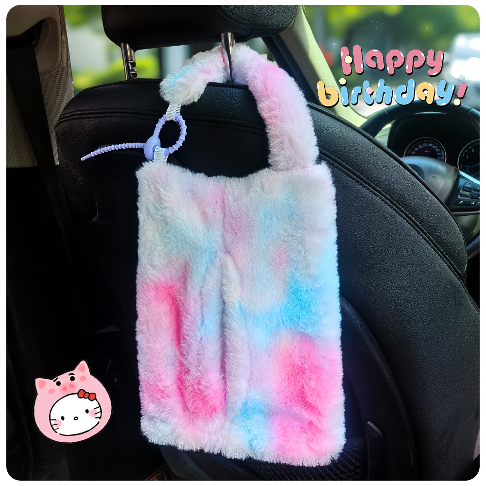 Nueva caja de toallas de automóvil de peluche colgante creativa para el automóvil caja de extracción de papel de alta calidad diosa bolsa colgante de toallas de automóvil