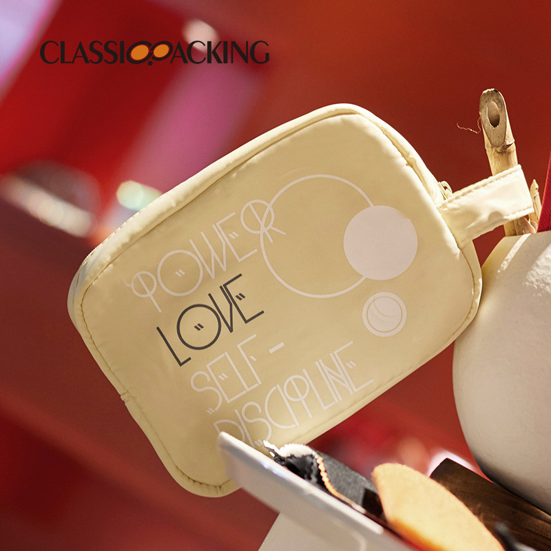 Bolsa de cosméticos portátil de estilo coreano simple bolsa de almacenamiento de cosméticos bolsa de lavado portátil con logotipo impreso