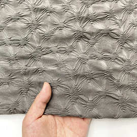 涤弹力针织提花褶皱亮丝布 针织提花银丝弹力布 针织蕾丝牛百叶布
