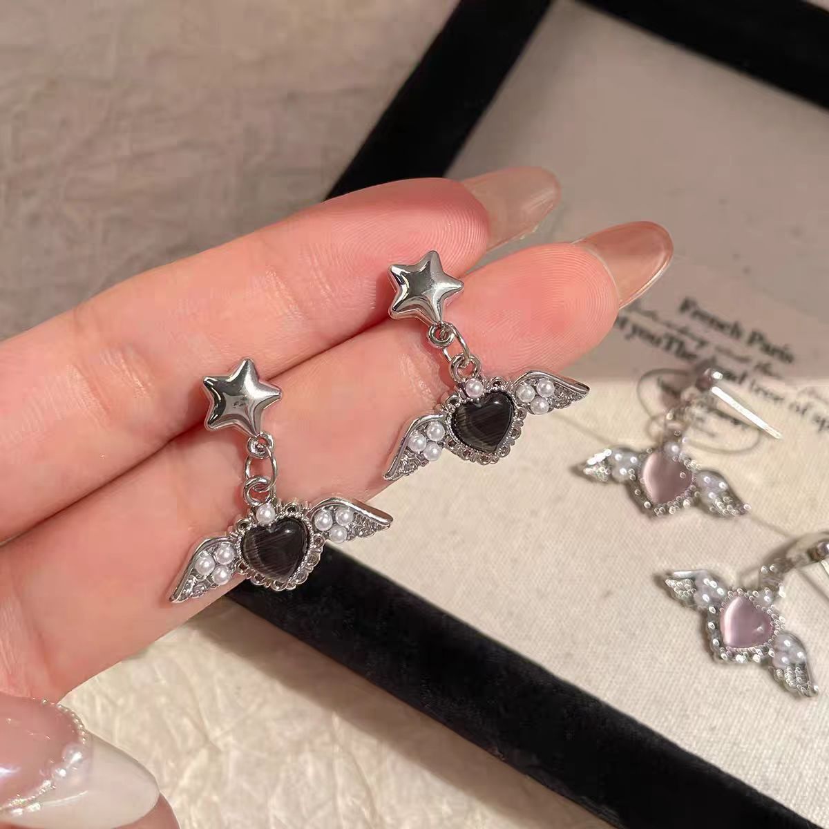 Sweet Girl Angel Wings Pearl Love Earrings Silver Needle Sweet Cool Girl Niche Design Sense Delicate Ear Jewelry