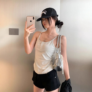 �OӋ�л�ɫ�~�۱��ĵ�����Ů�ļ��ȴ���⴩����o�了�s�ٴ�����